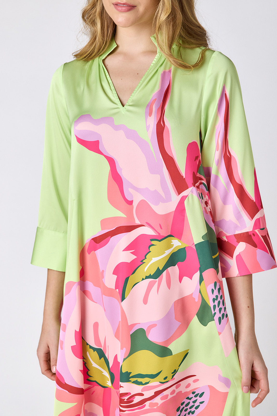 Fia Caftan with Tailored Silhouette & Cuff Detail