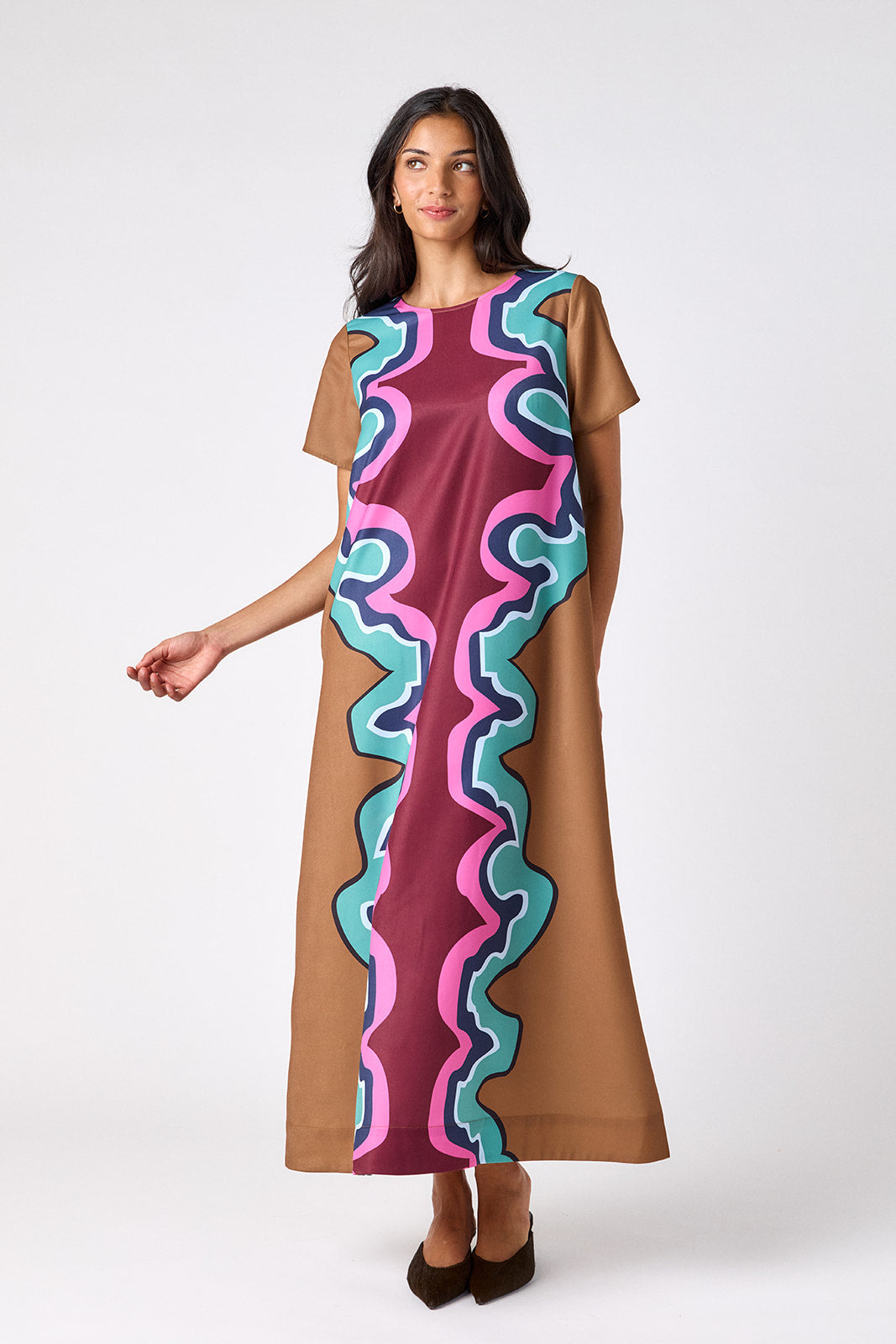 Serpentine tent-style short sleeve dress on model – CROSBY by Mollie Burch