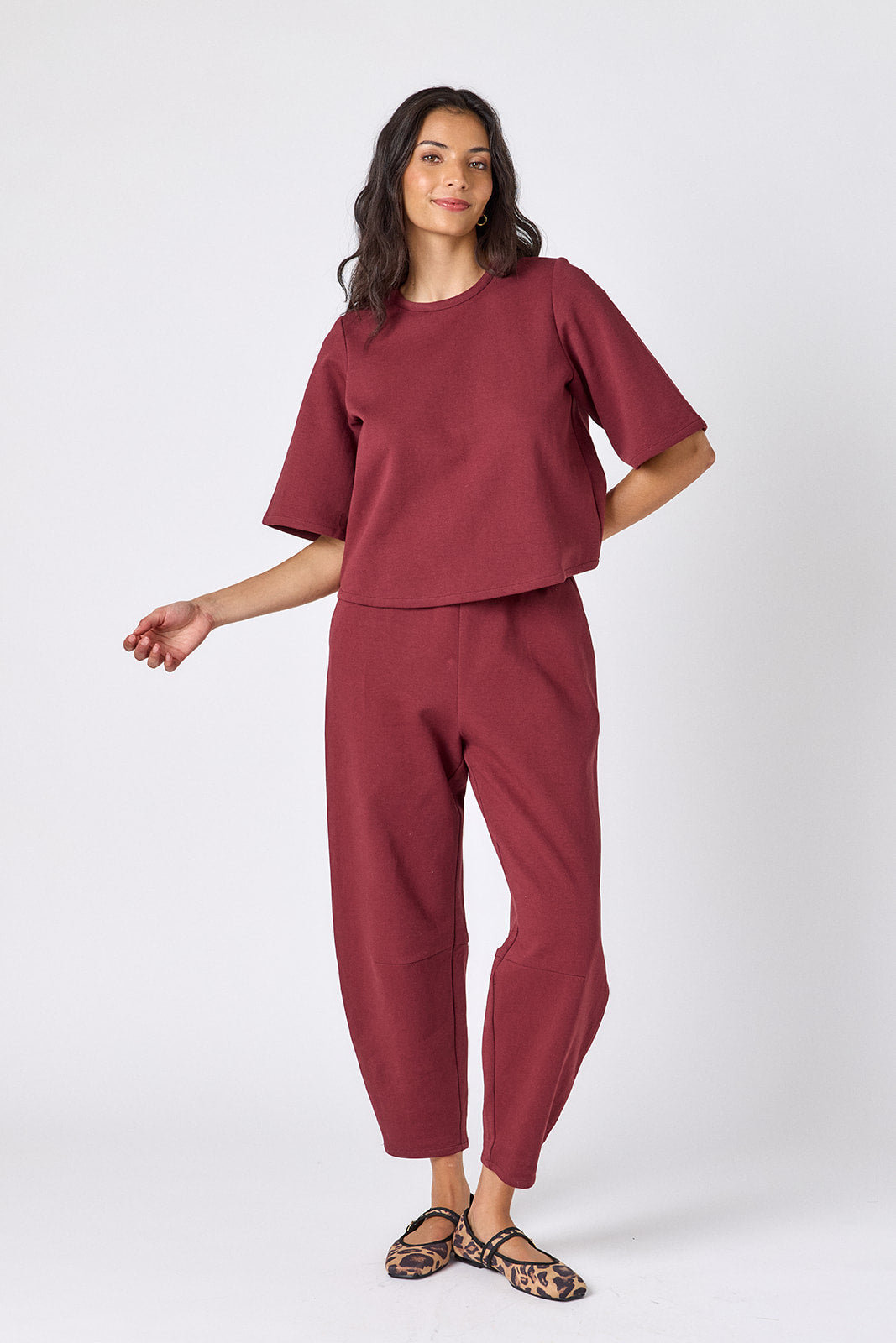Syrah boxy cropped tee on model – CROSBY by Mollie Burch