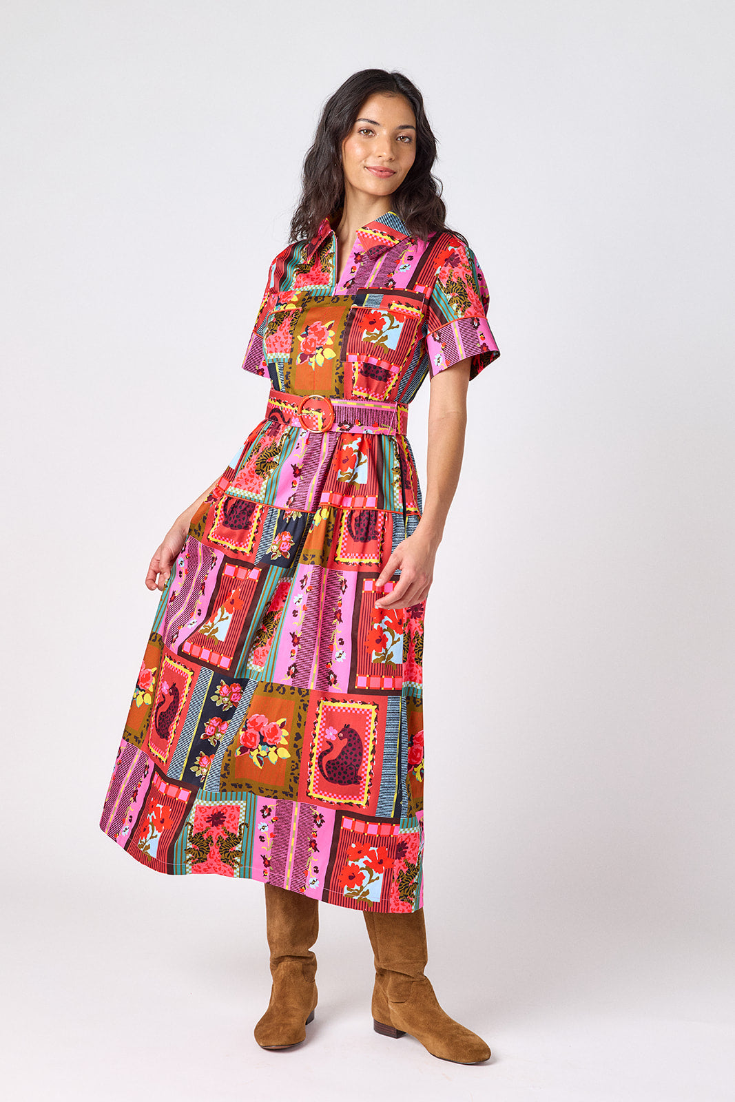 Vintage Vignette short sleeve collared dress with belt on model – CROSBY by Mollie Burch