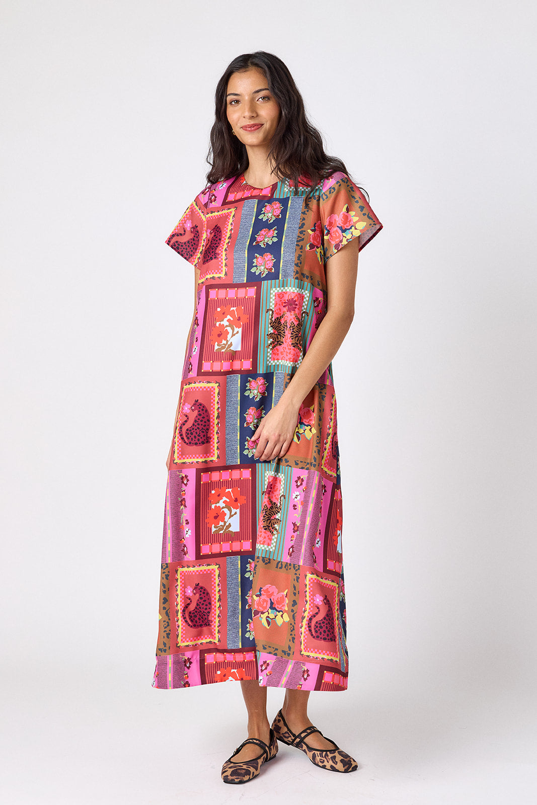 Vintage Vignette tent-style short sleeve dress on model – CROSBY by Mollie Burch
