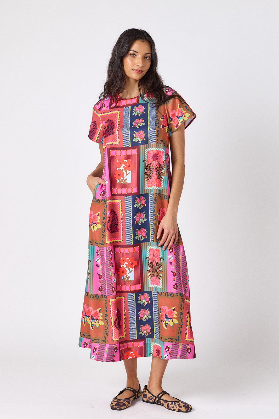Vintage Vignette tent-style short sleeve dress on model – CROSBY by Mollie Burch
