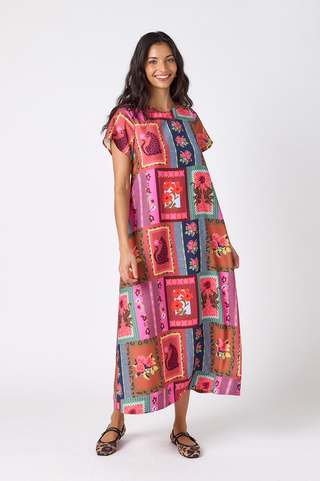 Vintage Vignette tent-style short sleeve dress on model – CROSBY by Mollie Burch
